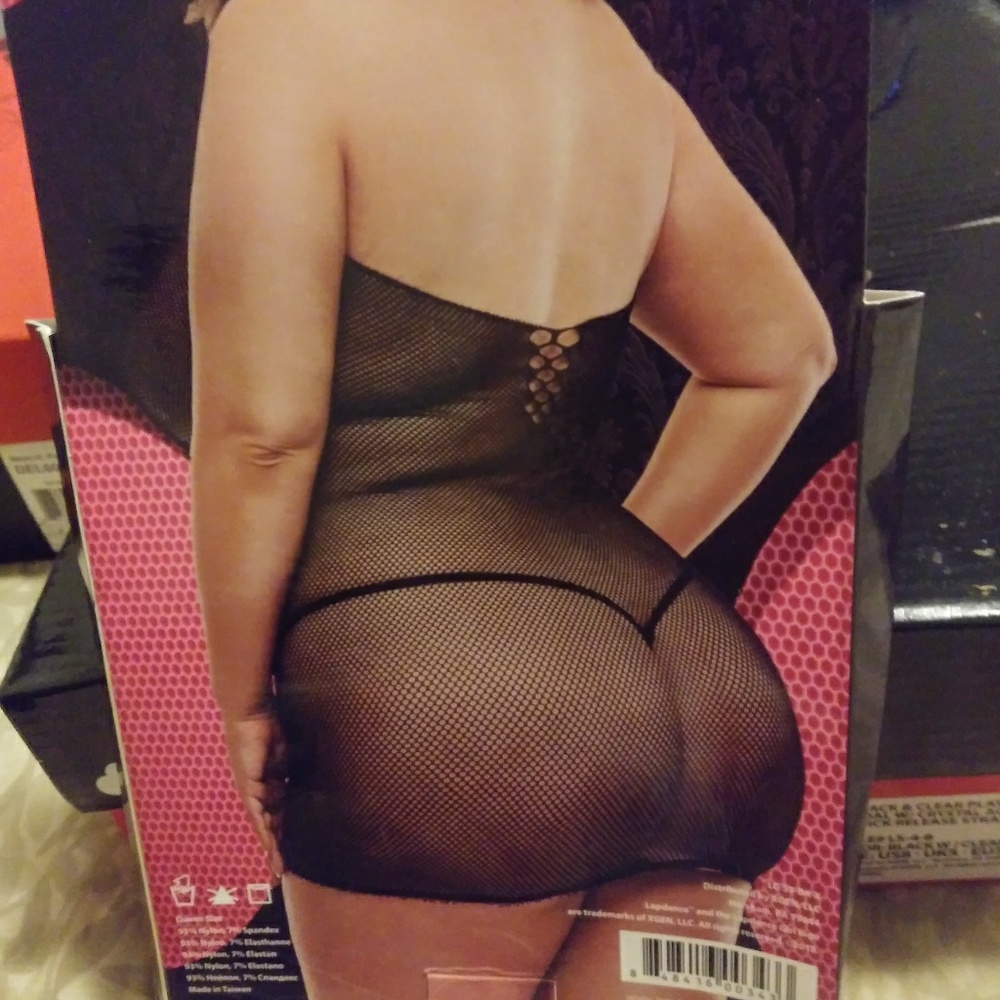 Black lingiure stripper mini dress